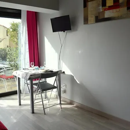 2 Couchages Port Naturisme Pl010-338 *